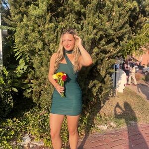 Green Homecoming Hoco Dress, Form fitting, Wrap-around neck, Size Small